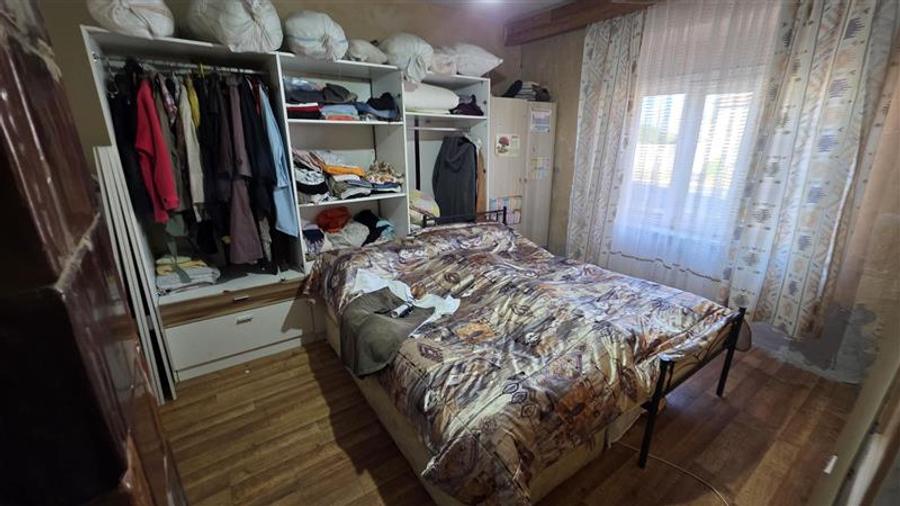 Casă individuală cu 2 camere cu Teren 949 Mp în Pustiniș