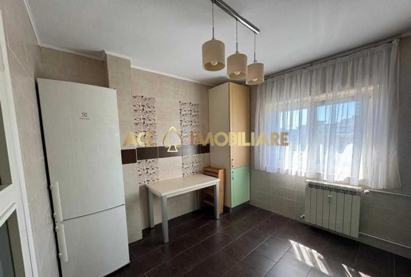 Apartament cu 2 camere decomandat, mobilat în Vitan