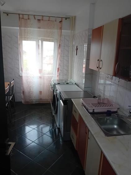 Apartament cu 2 camere decomandat în Sebastian