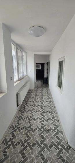 Casă cu 3 camere cu Teren 200 Mp în Central