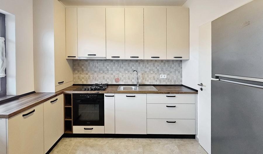 Apartament cu 2 camere decomandat, mobilat în Sânpetru