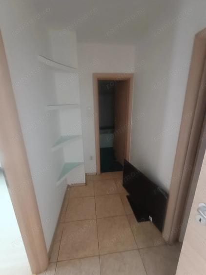 Apartament cu 2 camere semidecomandat în Romană