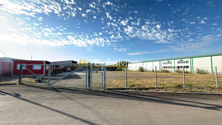 Spațiu comercial, de 270 mp, în Est
