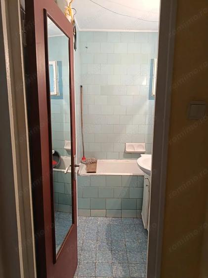 Apartament cu 2 camere decomandat în Micro 13