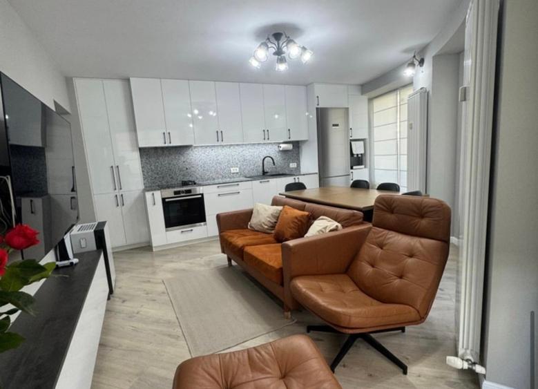 DECEBAL,locatie premium, parcare subterana, metrou,renovat lux ,monolit,stradal - 12