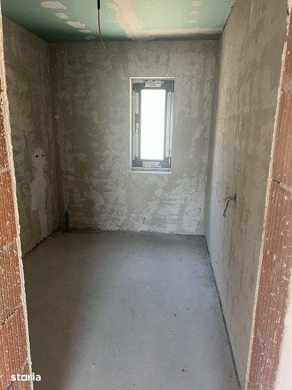 Casă cu 4 camere cu Teren 500 Mp în Baciu