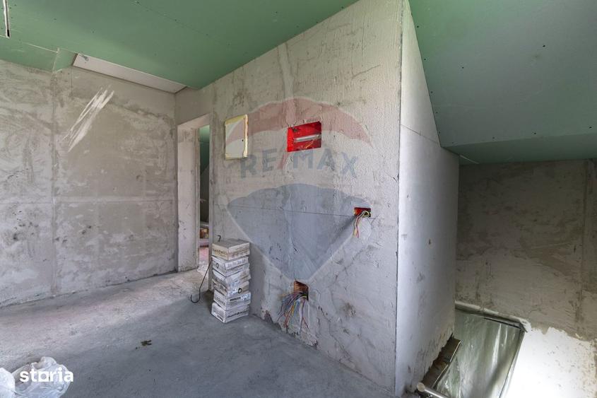 Casă cu 4 camere cu Teren 693 Mp în Bod