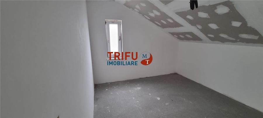 Casă individuală cu 6 camere cu Canalizare în Ciugud