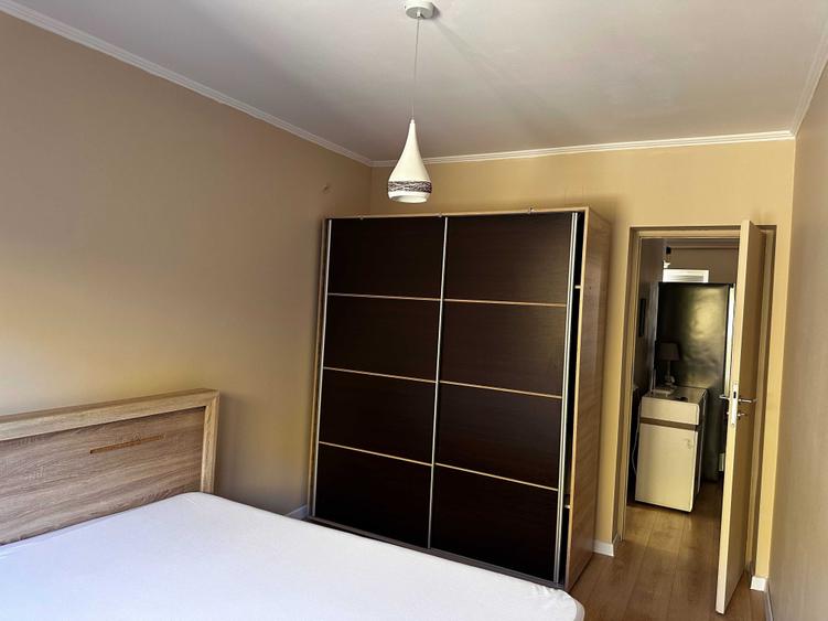 Apartament cu 2 camere semidecomandat în Florești