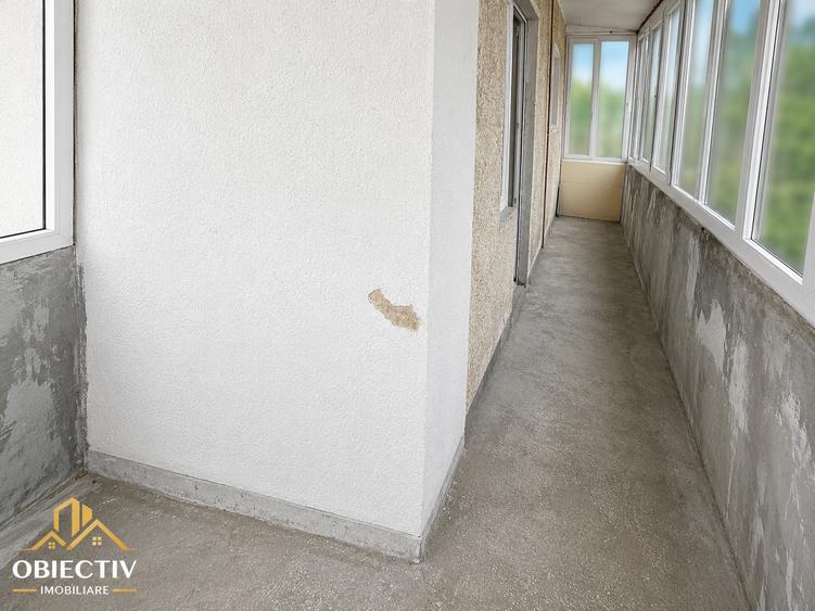 Apartament cu 3 camere decomandat în 1 Mai