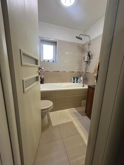Apartament cu 2 camere decomandat, mobilat în Sânpetru