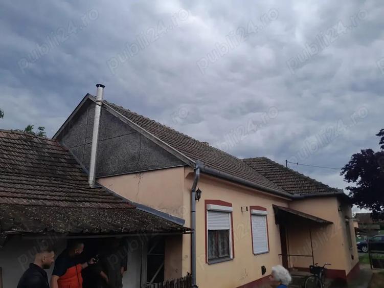 Casă cu 3 camere în Central