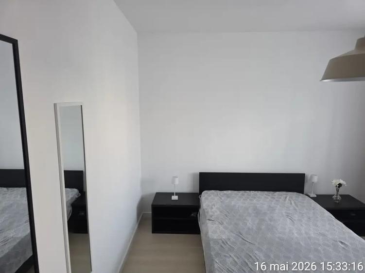 Apartament cu 3 camere decomandat în Vitan