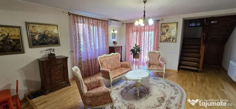 Casă cu 5 camere cu Teren 860 Mp în Central