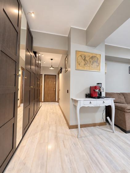 Apartament cu 2 camere semidecomandat în Casa de Cultură