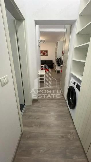 Apartament cu 2 camere semidecomandat în Dumbrăvița