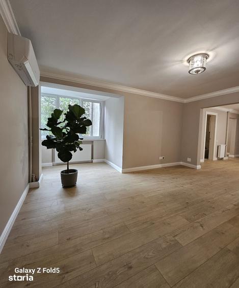 Apartament cu 2 camere în Decebal