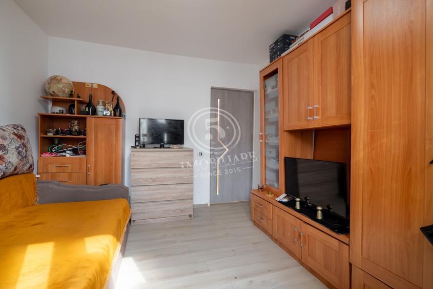 Apartament cu 3 camere decomandat, mobilat în Dristor