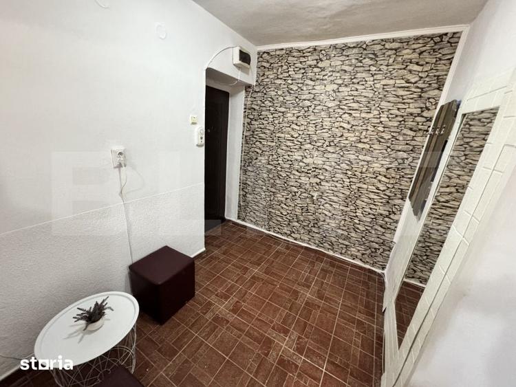 Apartament cu 2 camere semidecomandat în Central