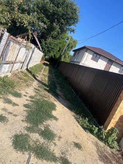 Casă cu 3 camere în Boteni