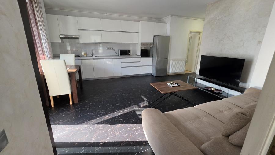 Apartament cu 2 camere semidecomandat în Florești