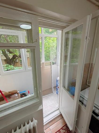 Apartament cu 2 camere decomandat în Berceni