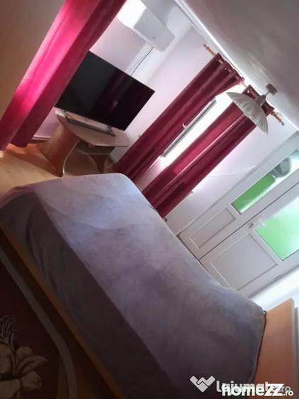 Casă cu 2 camere cu Teren 1800 Mp în Central