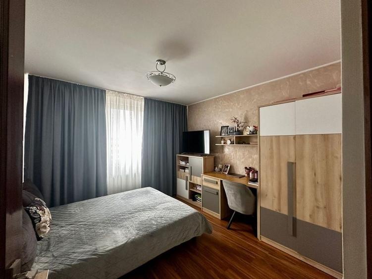 Apartament cu 2 camere semidecomandat în Central