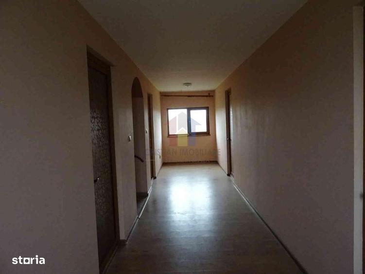 Vila P+1, constructie 2013, teren 700 mp, la 50Km de Braila - 17