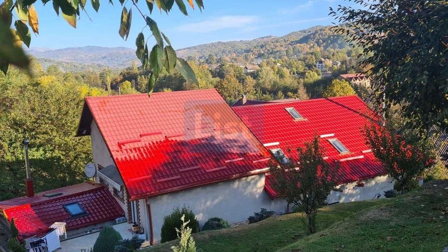 Casă cu 3 camere cu Canalizare în Central