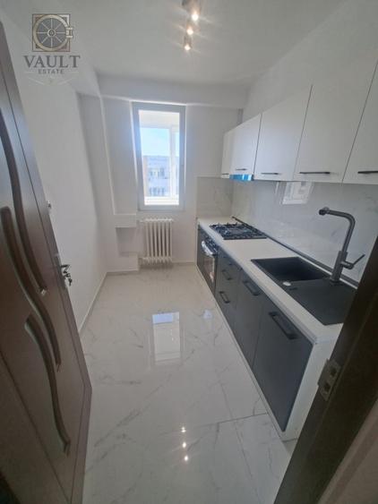 Apartament cu 2 camere semidecomandat, mobilat în Alexandru Obregia