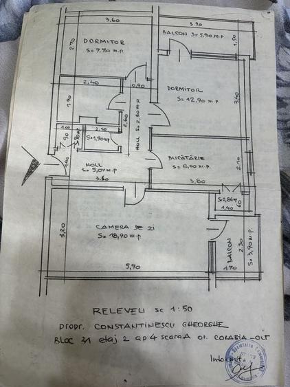 Apartament cu 3 camere decomandat în Central