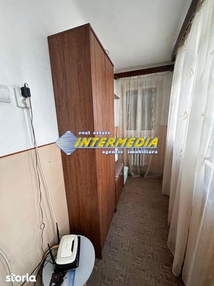 Casă cu 2 camere cu Teren 919 Mp în Cetate