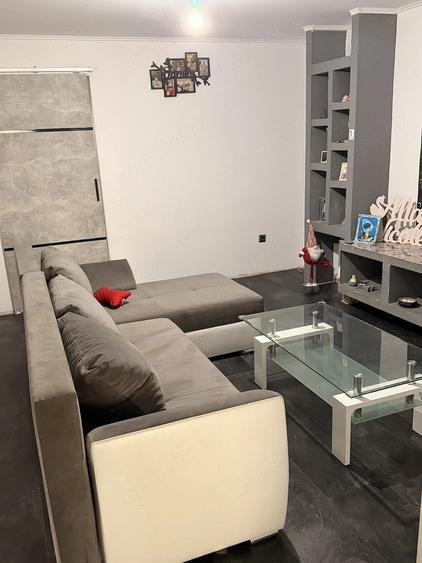 Casă cu 2 camere cu Teren 2498 Mp în Sânnicolau Român