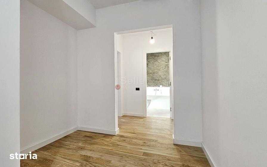 Apartament cu 3 camere în Brașovul Vechi