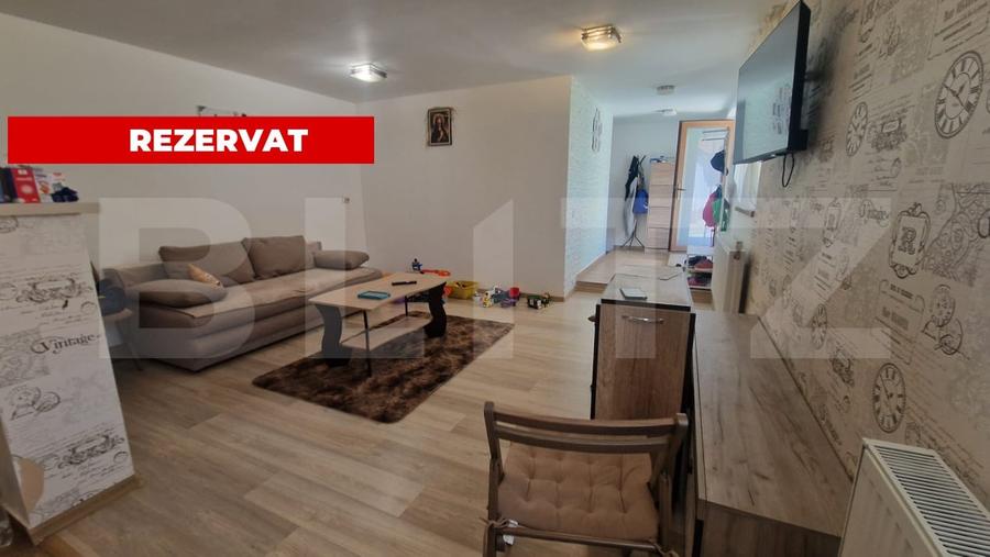 Casă individuală cu 5 camere cu Canalizare în Rotbav