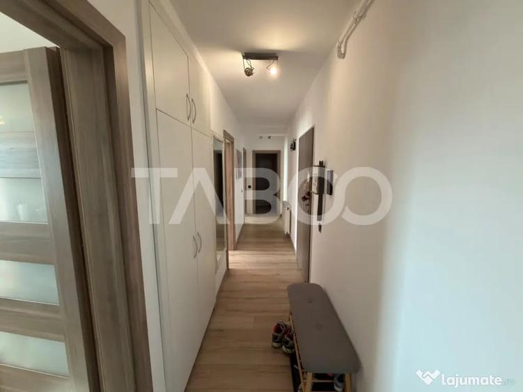 Apartament cu 4 camere decomandat în Central