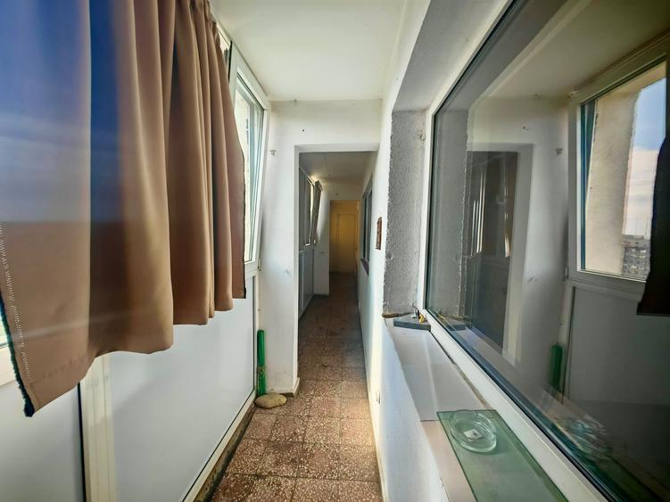Apartament cu 4 camere decomandat, mobilat în Obor