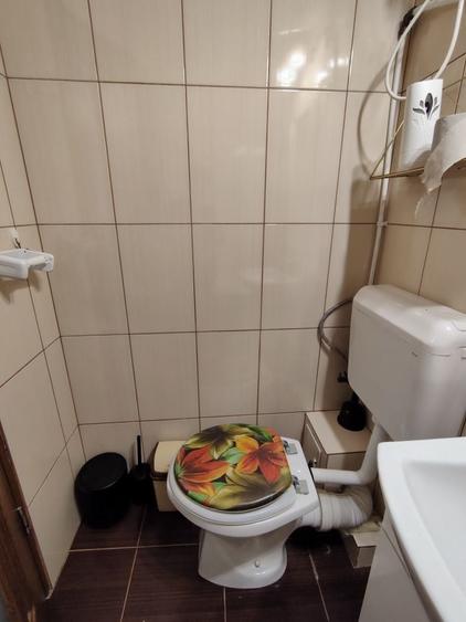 Garsonieră semidecomandată în Far
