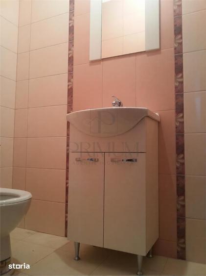 Apartament cu 3 camere în Girocului