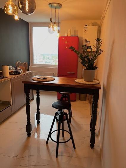 Apartament cu 2 camere decomandat în Băceni