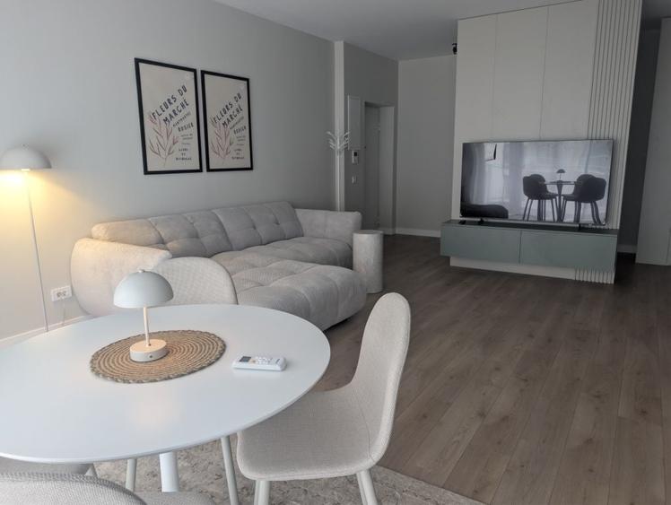 Modern Apartment in Silk District Parking Included - First rental - 6
