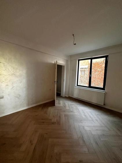 Apartament 3 camere, 100 mp, 3 bai, bloc 2026, zona Medicina, Craiova - 7