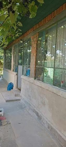 Casă cu 4 camere în Lilieci