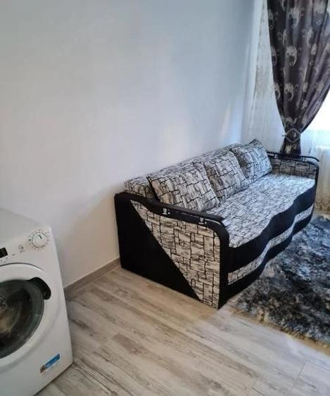 Garsonieră semidecomandată în CET