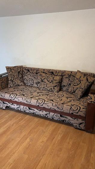 Apartament cu 2 camere semidecomandat în Schei