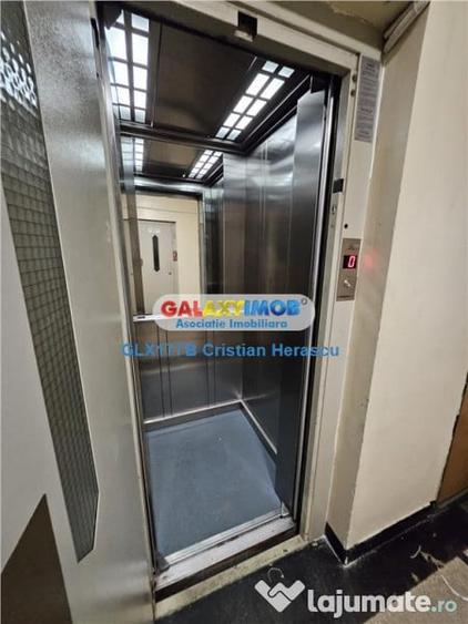 Apartament cu 3 camere semidecomandat în Dorobanți