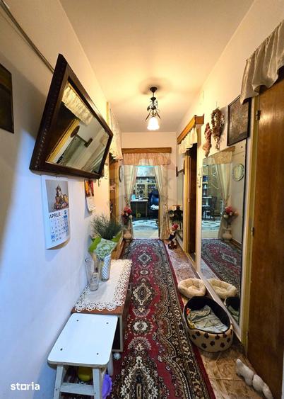 Apartament cu 2 camere decomandat în Tei