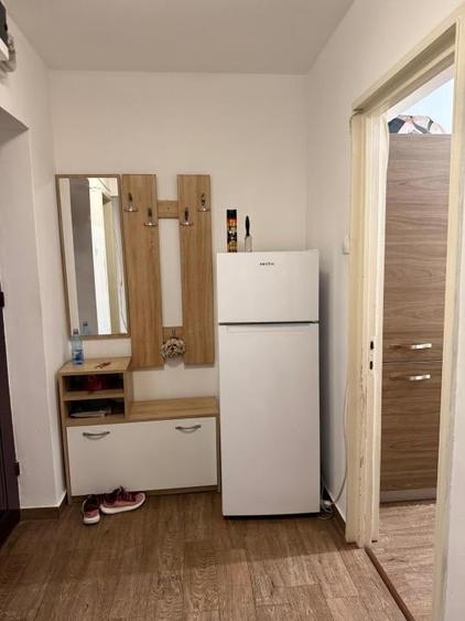 Apartament cu 3 camere decomandat, mobilat în Dristor