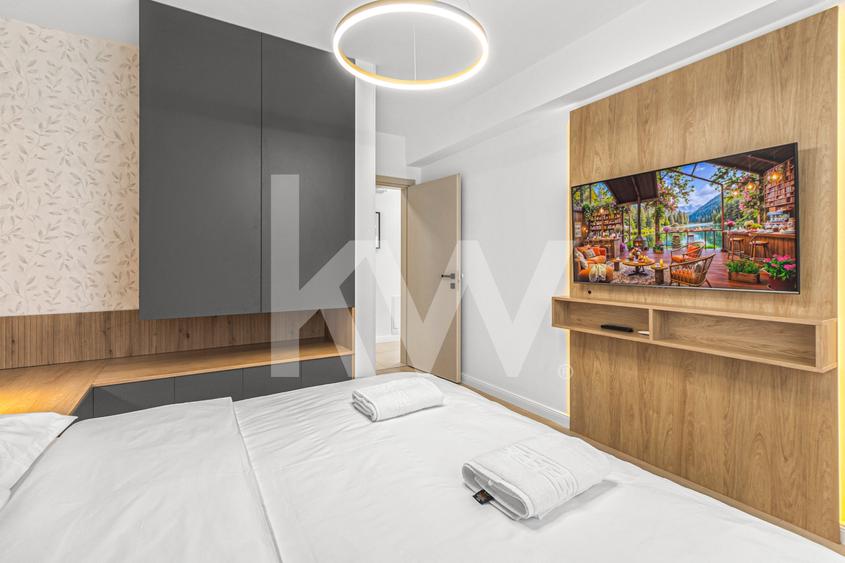 Apartament cu 3 camere decomandat, mobilat în Tractorul